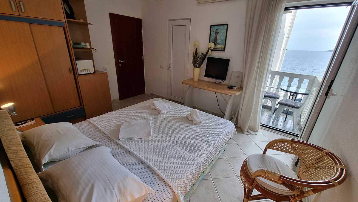 Room 11